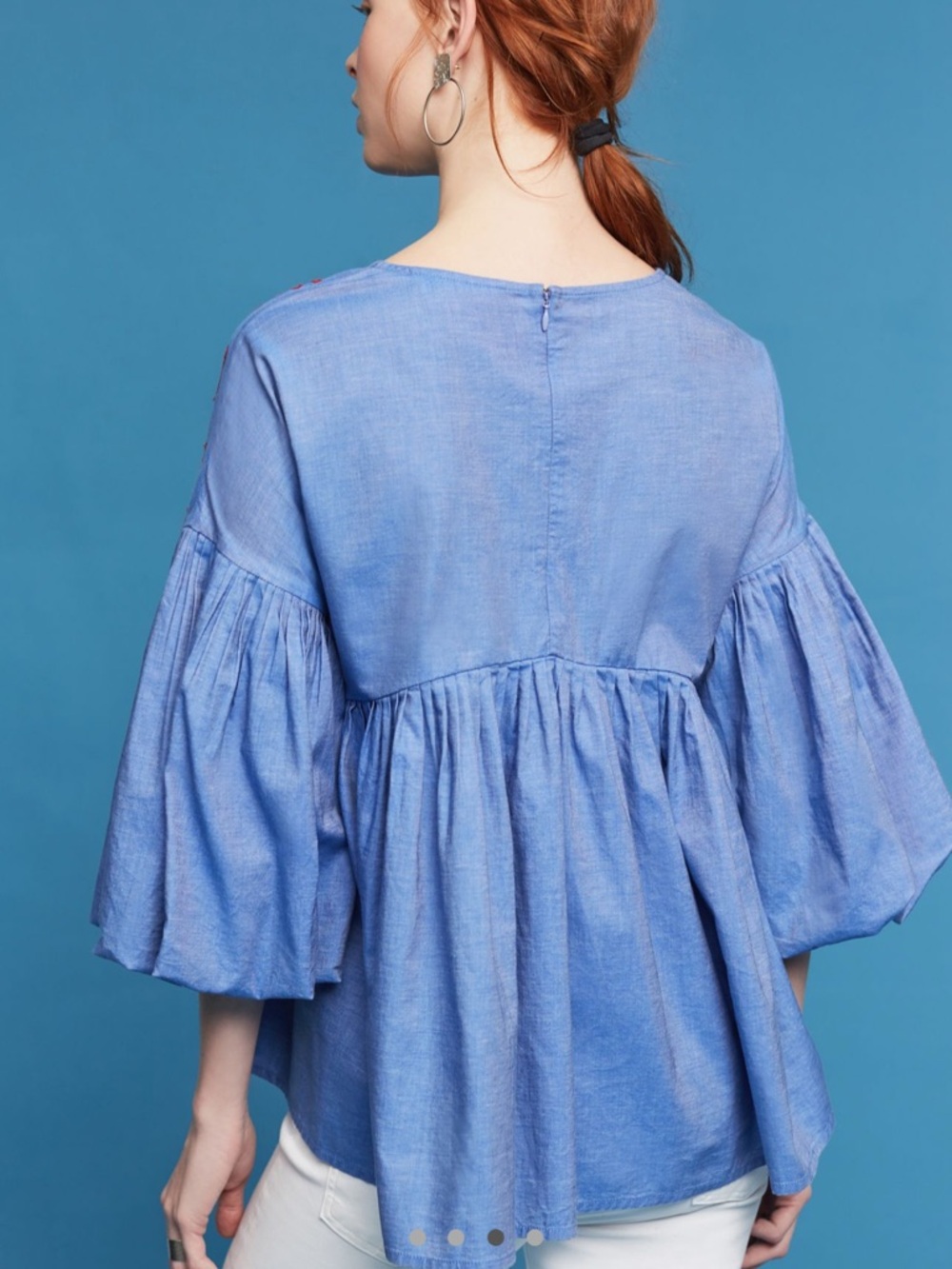 HEMANT & NANDITA Sky Blue Tunic with Red Floral Embroidery - Picture 7 of 7